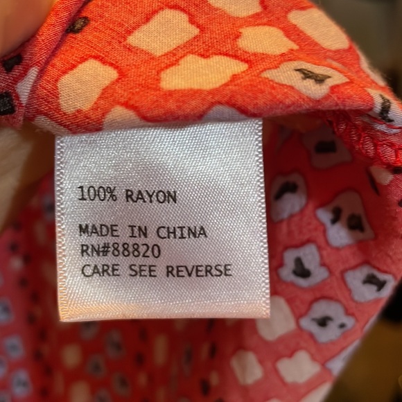 Anne Carson Casual Tank - Picture 4 of 5